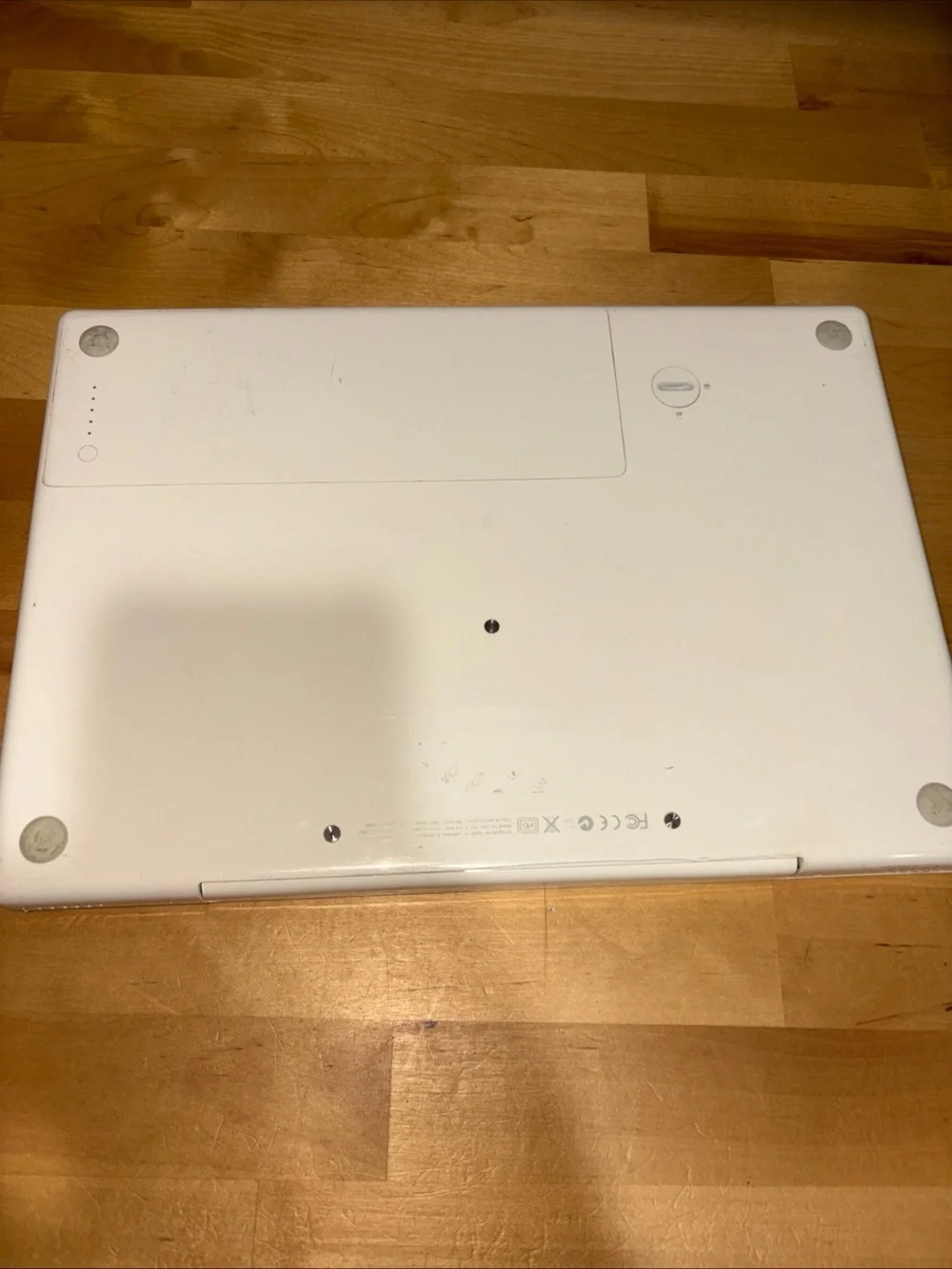 2007 MacBook A1181 13.3